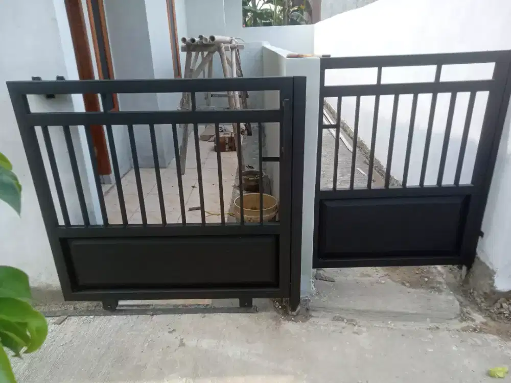 Pintu dorong minimalis