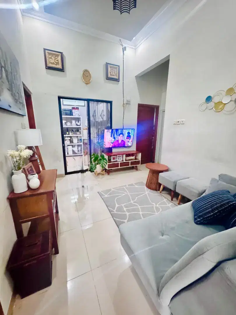 Rumah strategis dekat umy