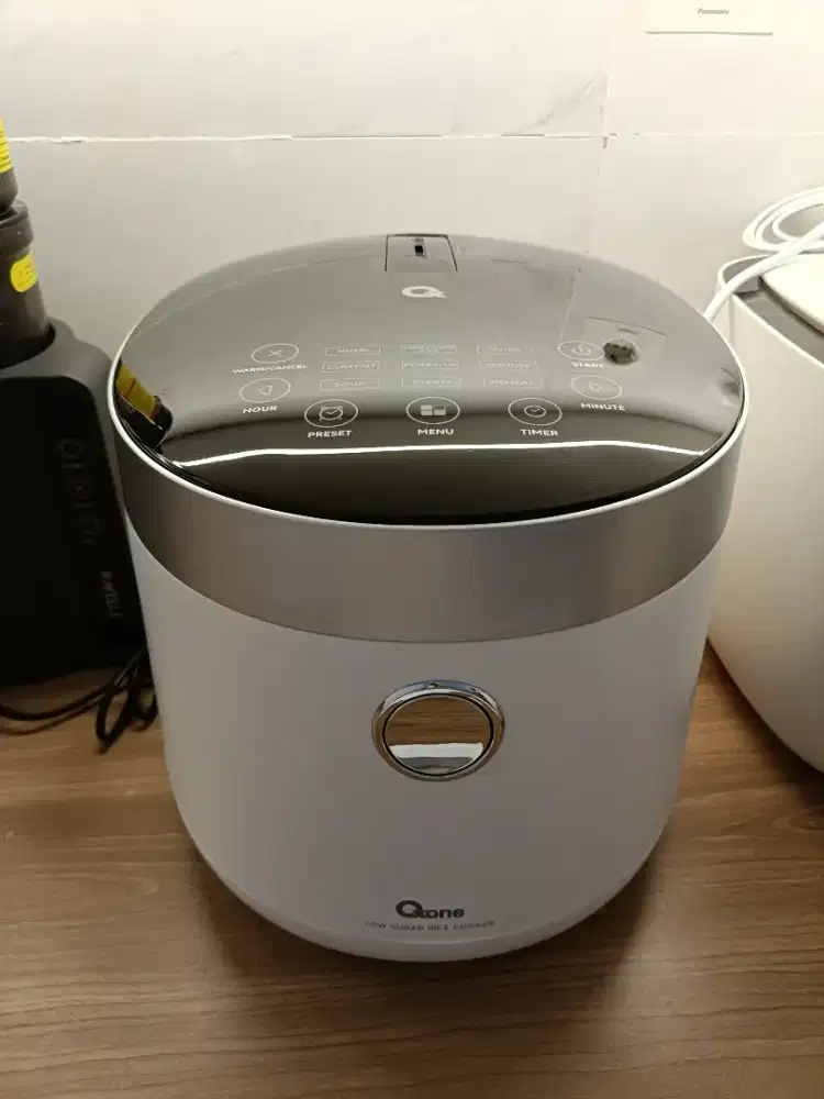 Rice cooker Oxone kondisi 90%