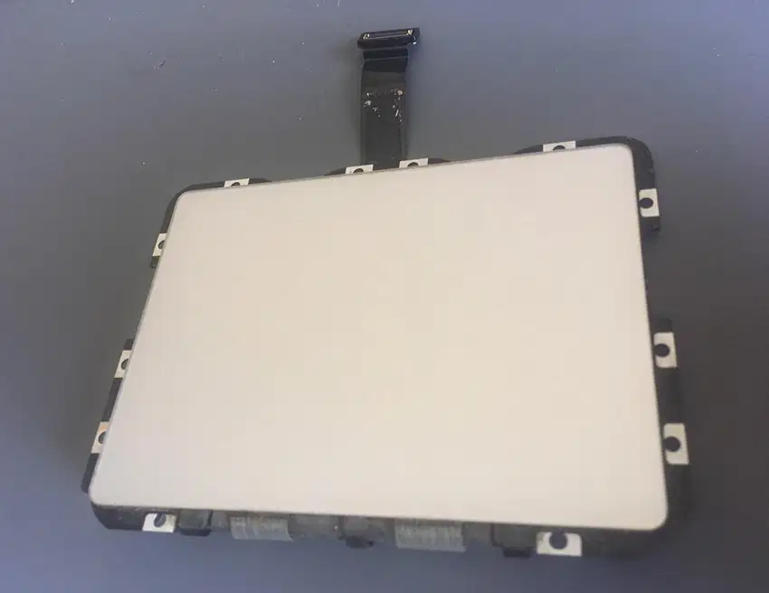 Trackpad Macbook Pro Retina 13 A1502 Tahun 2015