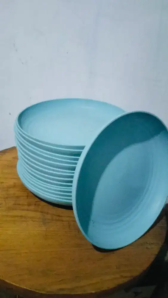 Piring bulat plastik Tebal