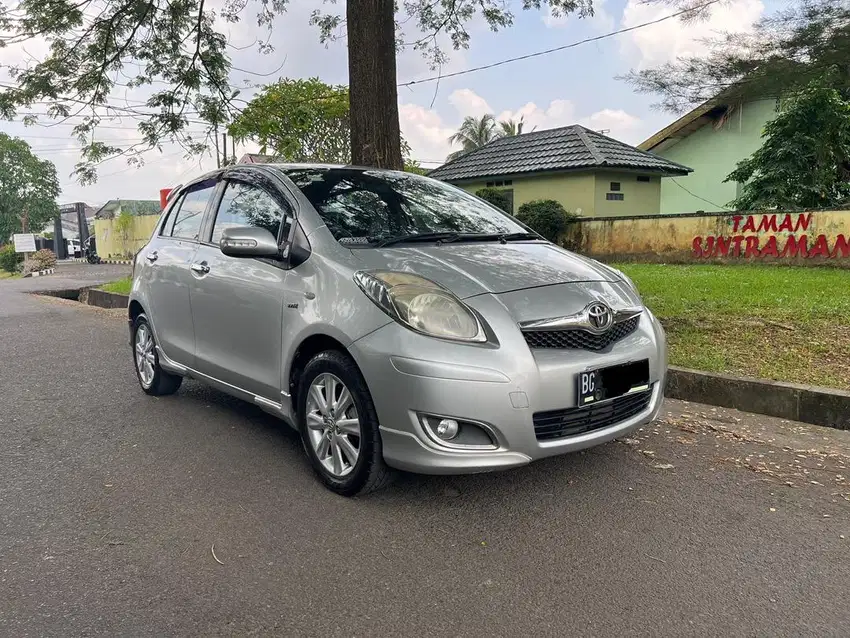 Yaris E automatic 2011