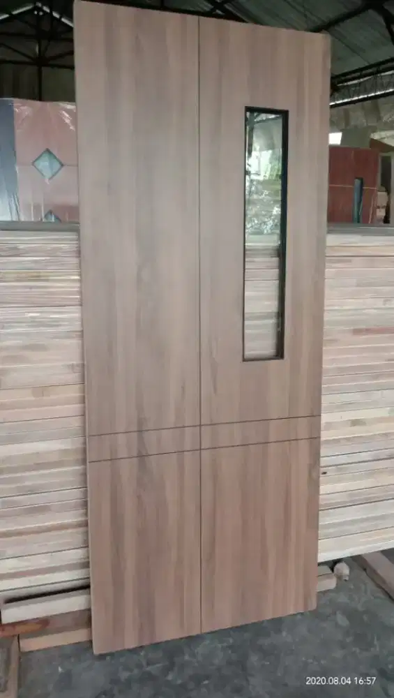 Pintu minimalis