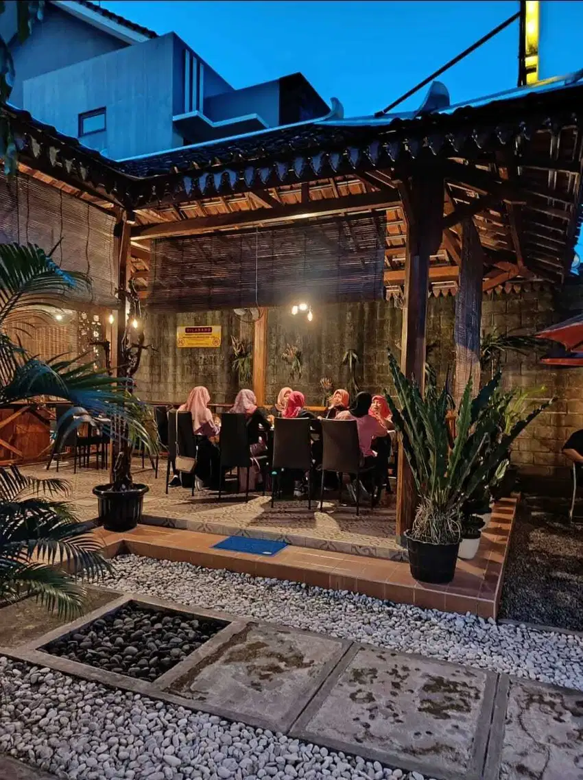 DISEWAKAN EX CAFFE DI BUGISAN YOGYAKARTA