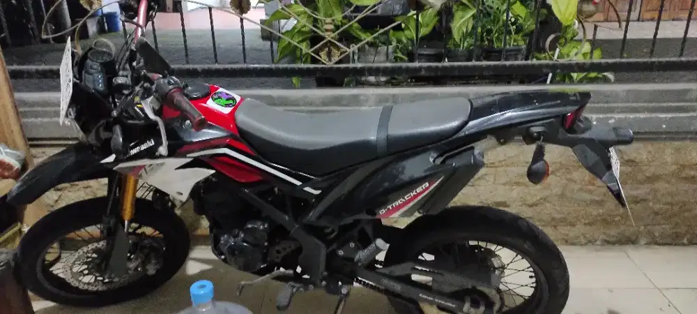 KAWASAKI DTRACKER 150 2018