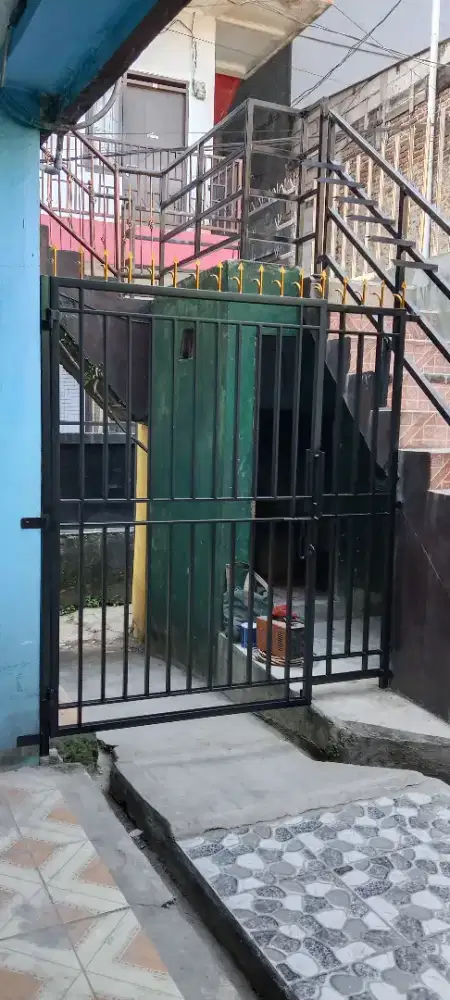 Pagar besi minimalis