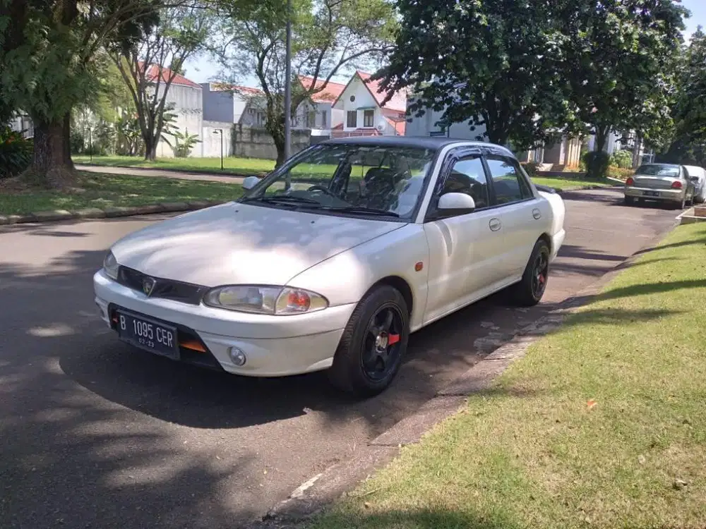 Proton Wira 1.5 MT '10 - Eks Koleksi Pribadi dari baru - Low KM.