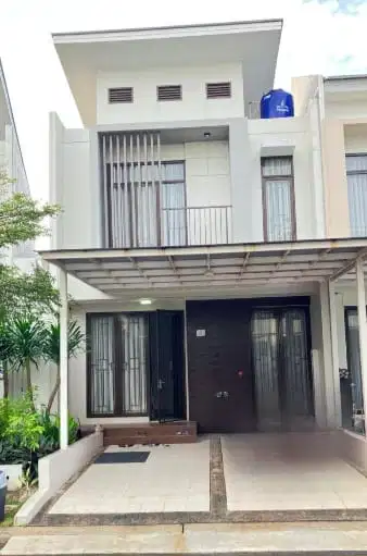 DIJUAL RUMAH 2 lantai DI CLUSTER SHINANO JGC CAKUNG