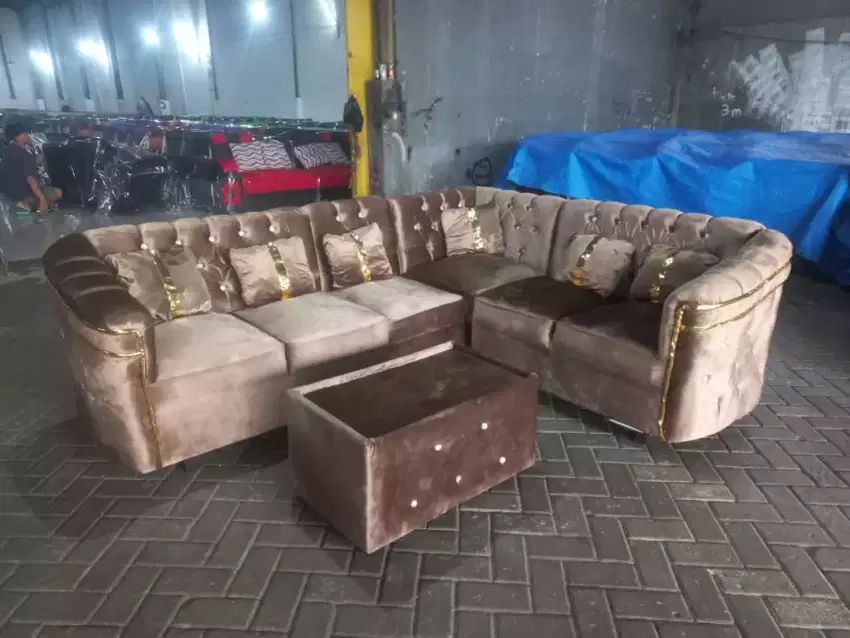 Sofa beludru mewah