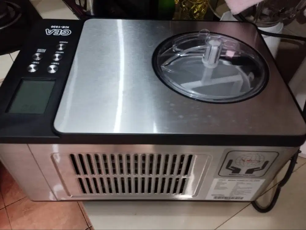 Mesin ice cream GEA ICE 1530 mesin handal, terawat ,berfungsi baik.sby