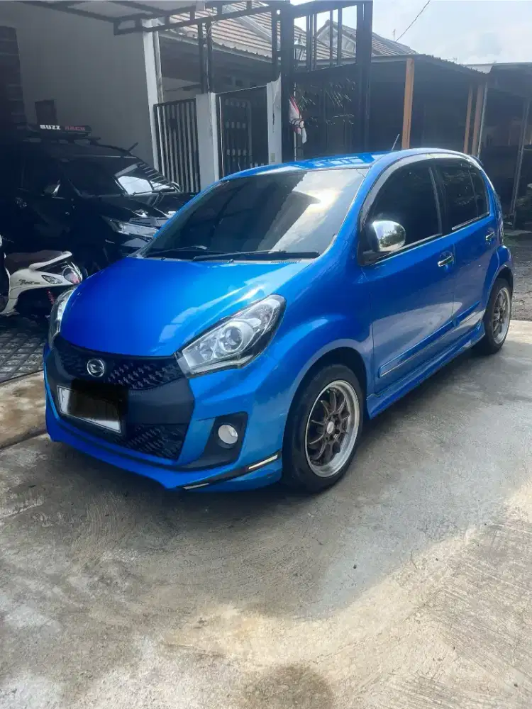 DIJUAL DAIHATSU SIRION 2017 Tipe RS MATIC