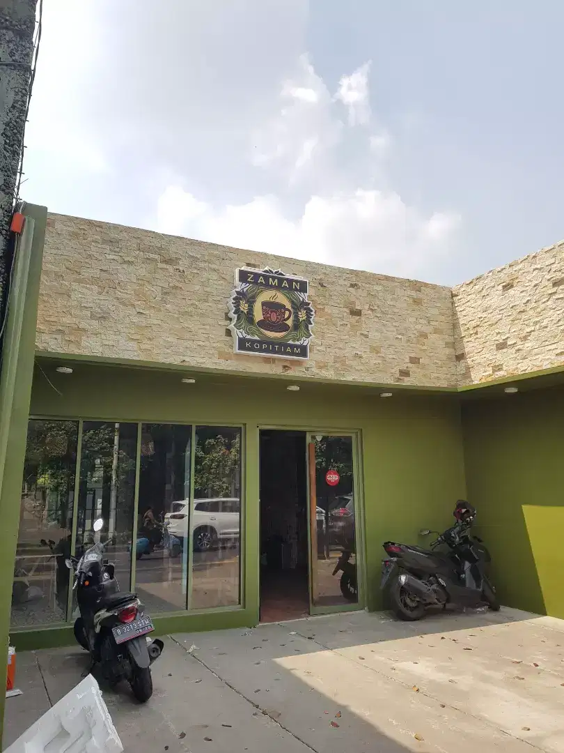 Dibutuhkan Admin & Waiter/kasir, Utk Zaman Kopitiam, Lokasi Jaktim