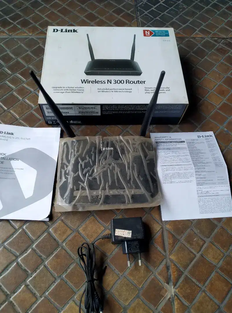 Router wifi D-Link DIR 612 Fullset