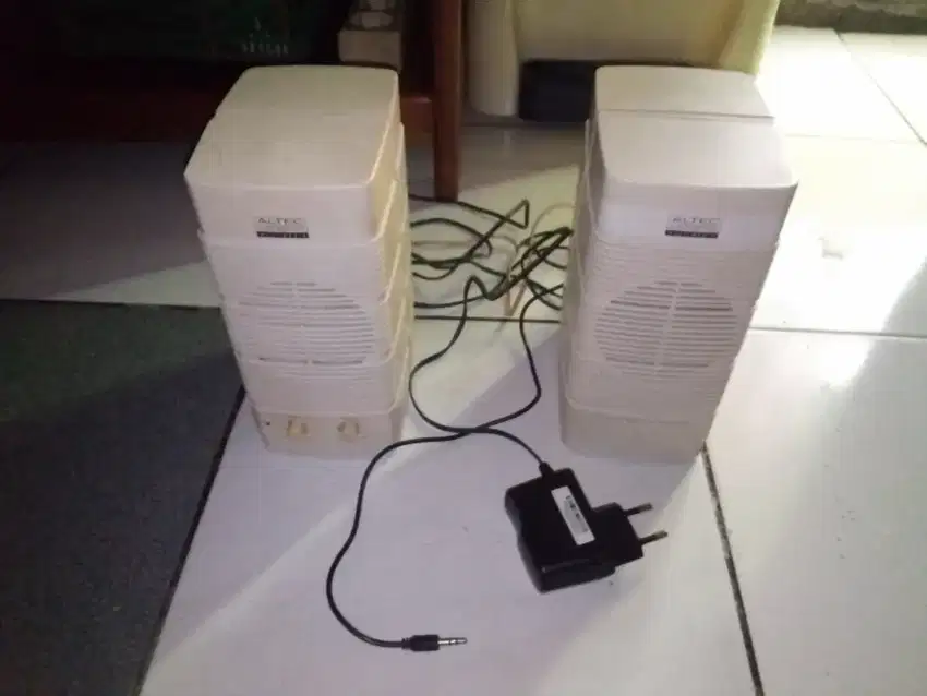 Speaker komputer