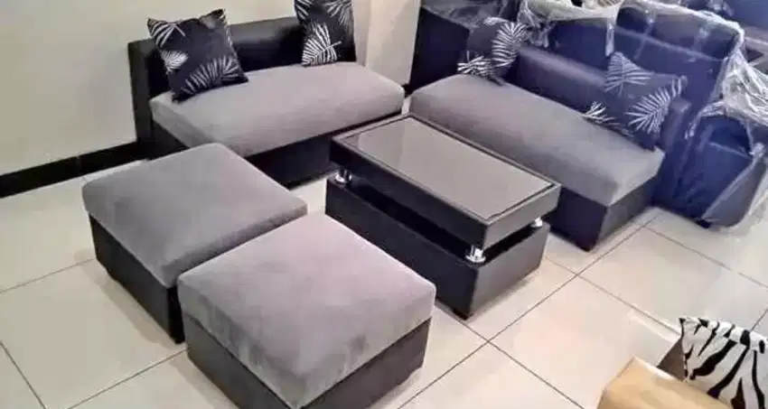 Sofa ruang tamu