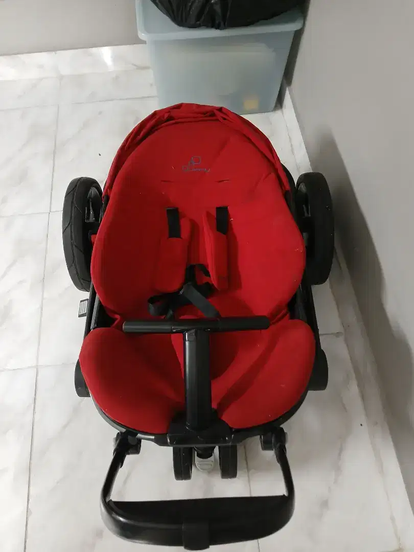 STROLLER QUINNY MOD 15 RED RUMOUR
