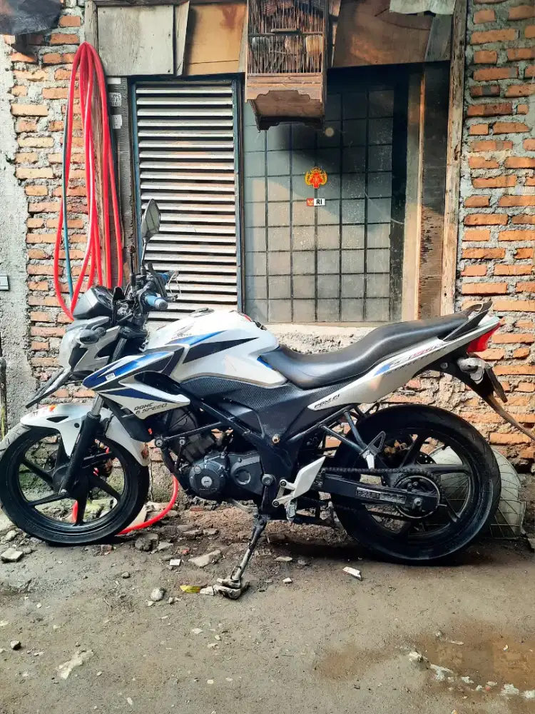 Honda CB150R old 2015 Pjak idup Pnjang