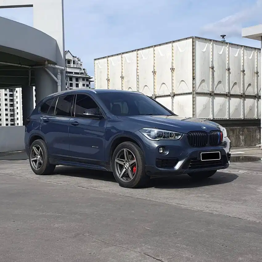 BMW X1 SDRIVE 1.5 A/T 2016, DP 5 JT, UNIT TERAWAT, LANGSUNG GAS.