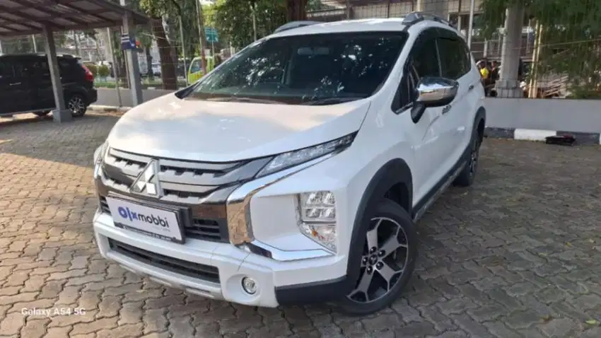 [OLXMOBBI] Low Angs Mitsubishi Xpander 1.5 Cross Bensin-AT 2019 TIV