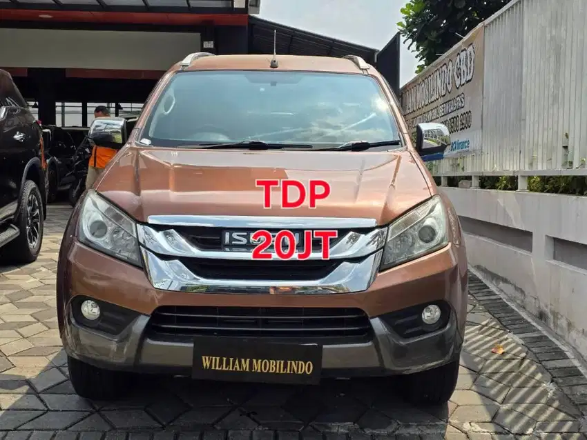 Isuzu MUX Matic Tahun 2014 Kondisi Mulus Terawat Istimewa Seperti Baru