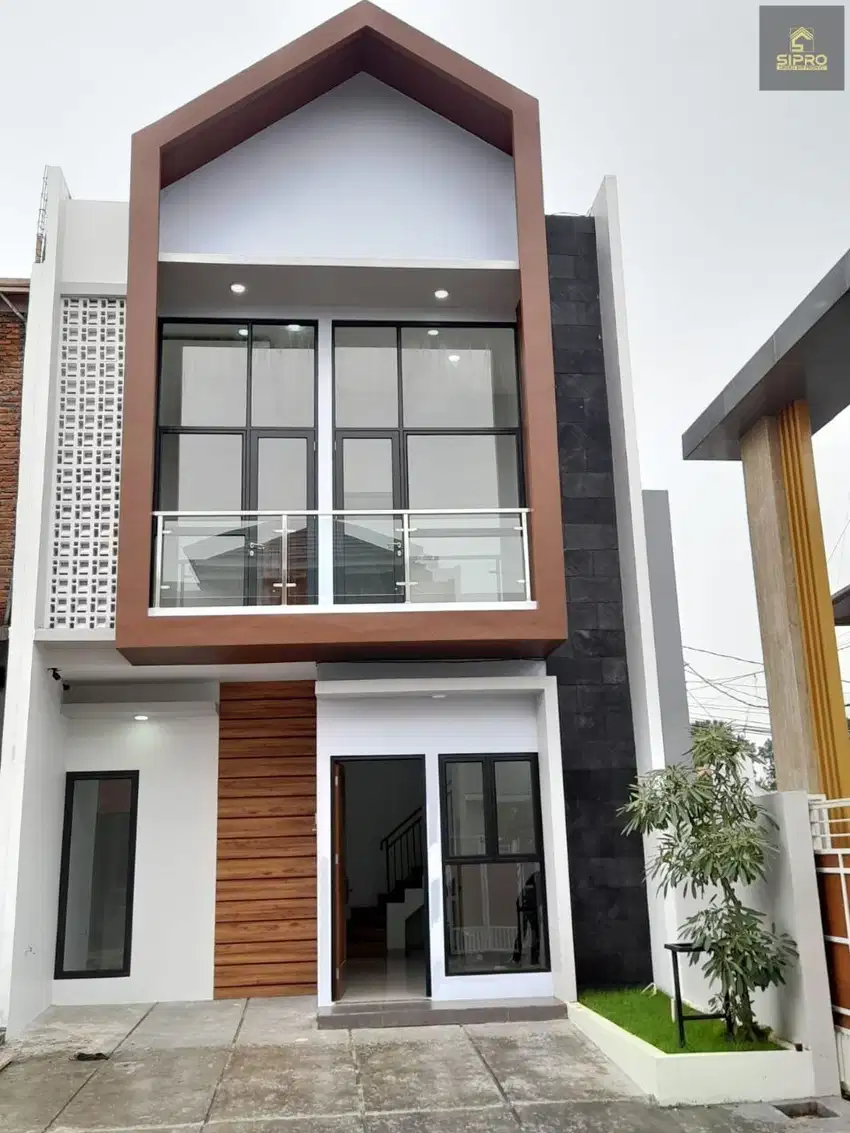 Dipasarkan Rumah 2  lantai Modern Minimalis with smart home Sistem