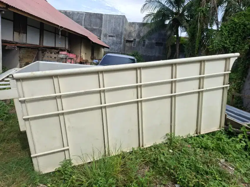 Bak Mobil Isuzu Traga