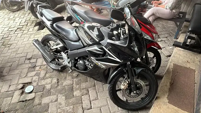 CBR 150R CBU 2007