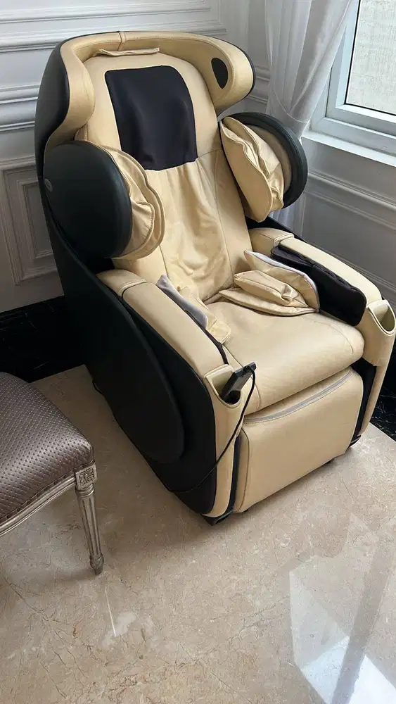 Jual OSIM - uDivine Massage Chair (OS-808)