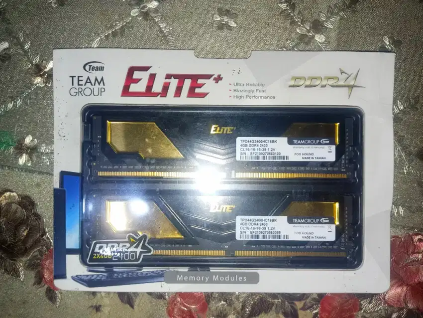 RAM PC 2x4GB DDR4 Team Elite Plus 2400MHz