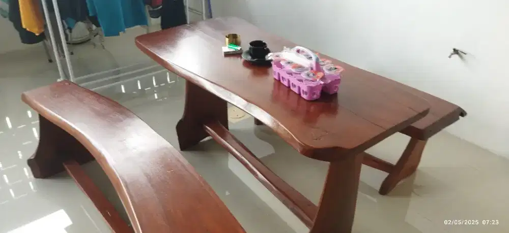 Meja Kursi Jati Serambi