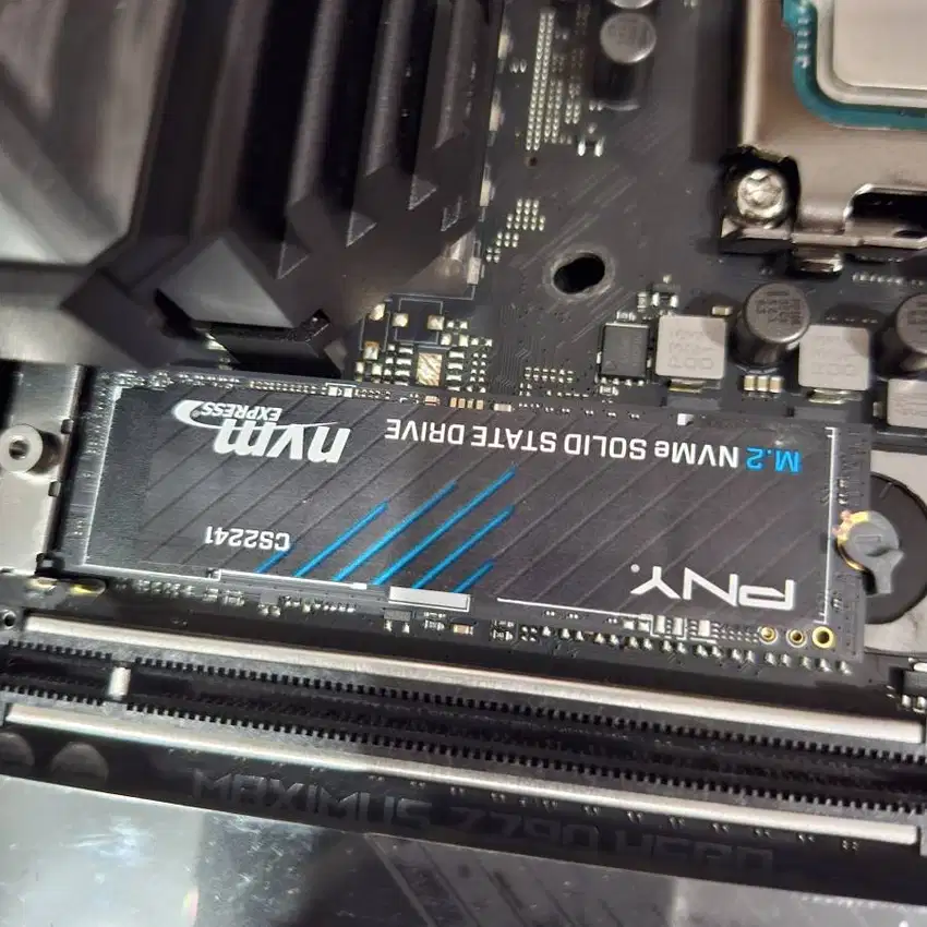 KOMPUTER RENDERING ASUS ROG MAXIMUS Z790 Hero | intel core i9 13900f