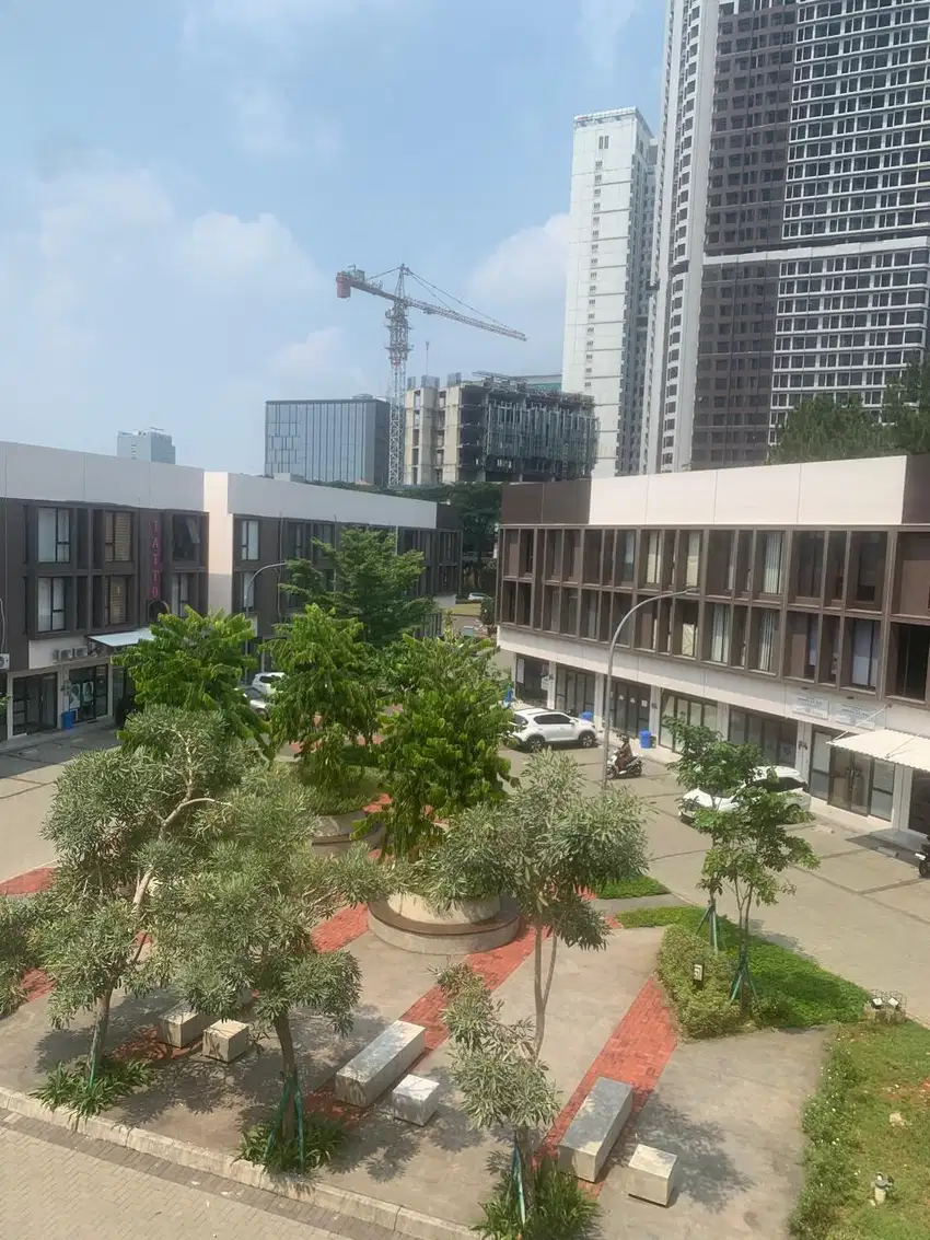 Ruko Virgina Arcade depan Taman cocok untuk Resto dan Kantor