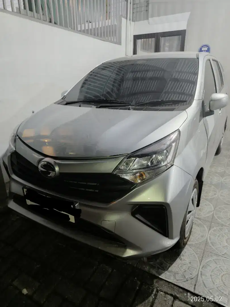 Di jual Daihatsu sigra M 1.0 MT 2024
