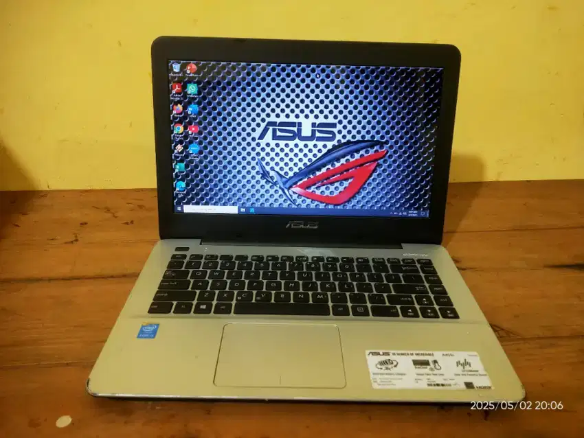 Laptop Asus i3 gen 5