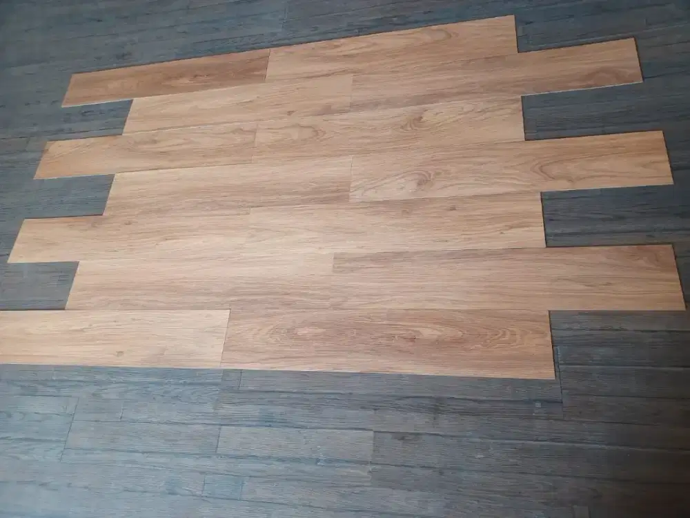 Vinyl lantai anti rayap harga terjangkau