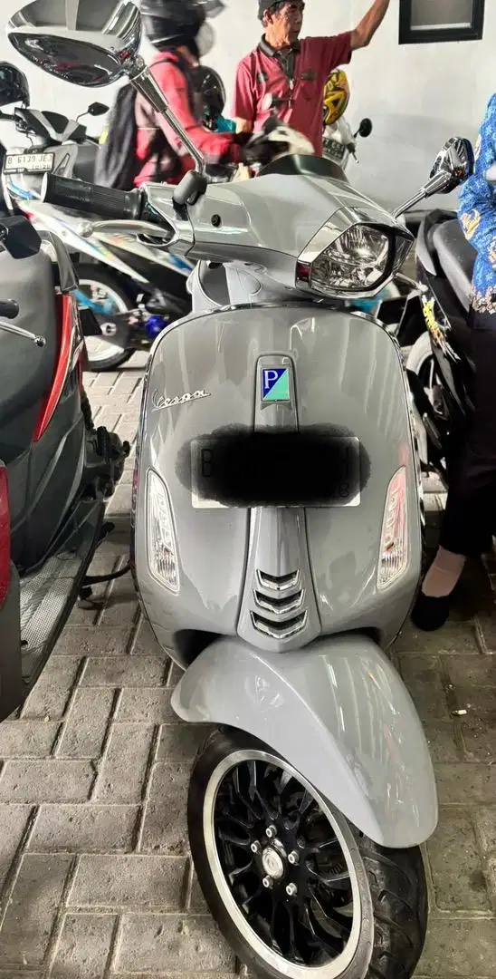 Vespa Sprint 2024