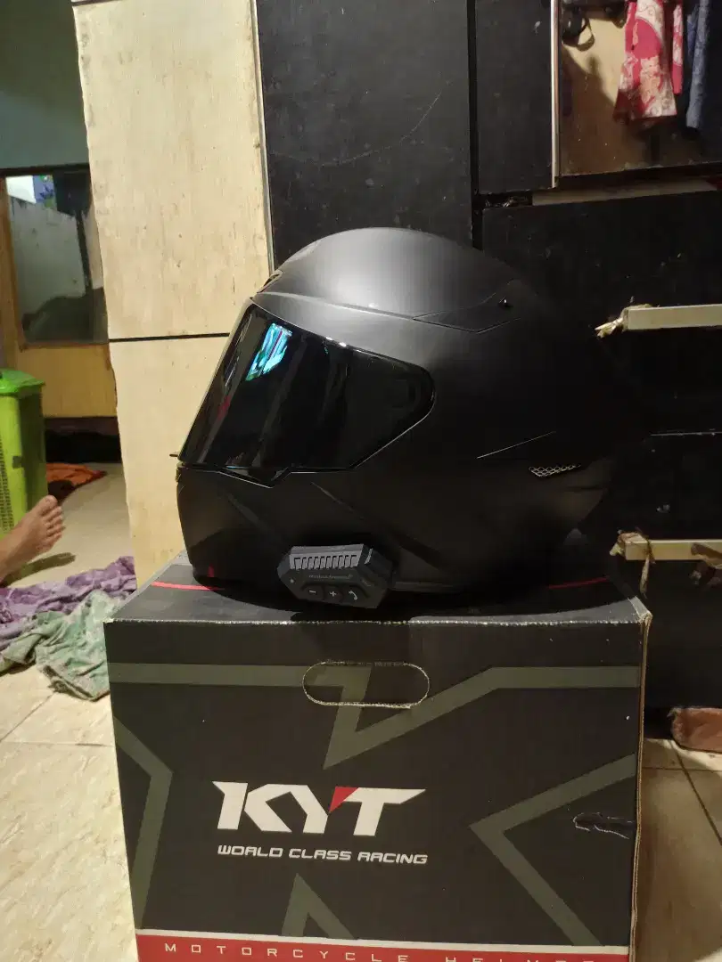 Helm Kyt TTC size L