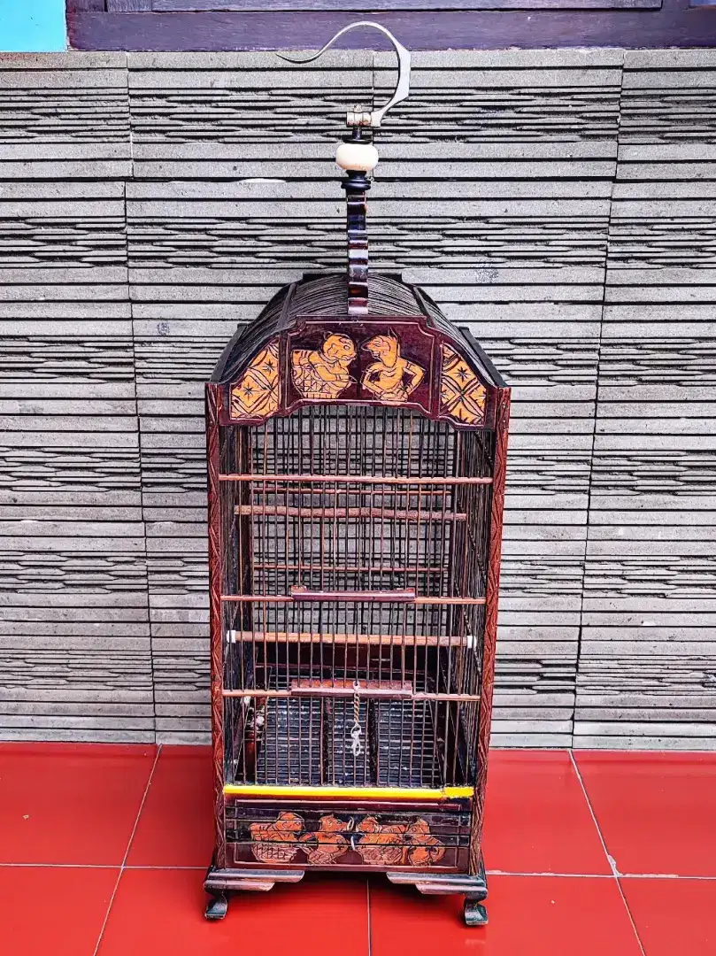 Kandang Ukir Wayang No 3 - Second Good