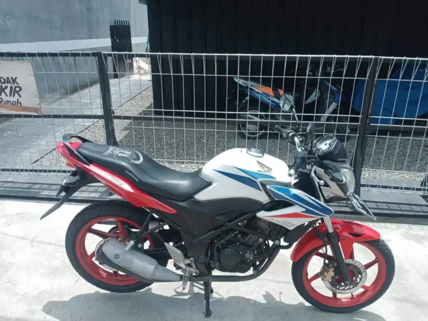 CB150R 2014 cocok dibawa jauh & irit