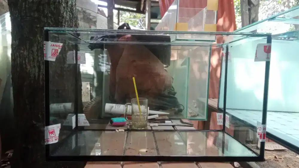 Aquarium 60x30x35 lem hitam