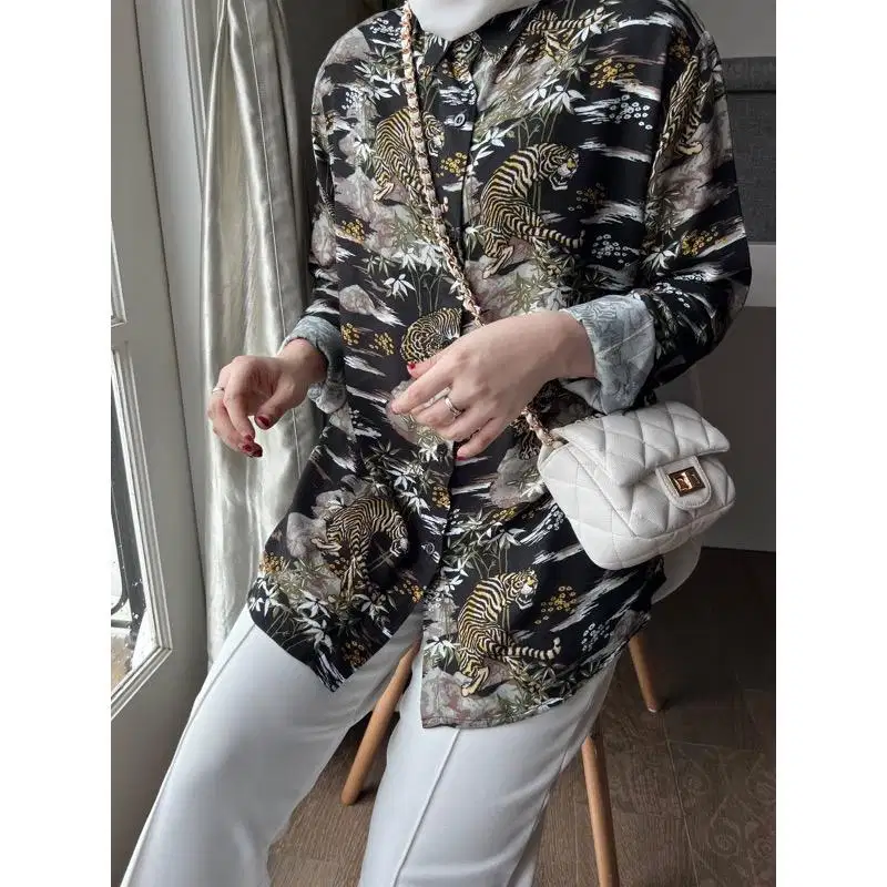 H&M Basic Kemeja Leopard Preloved