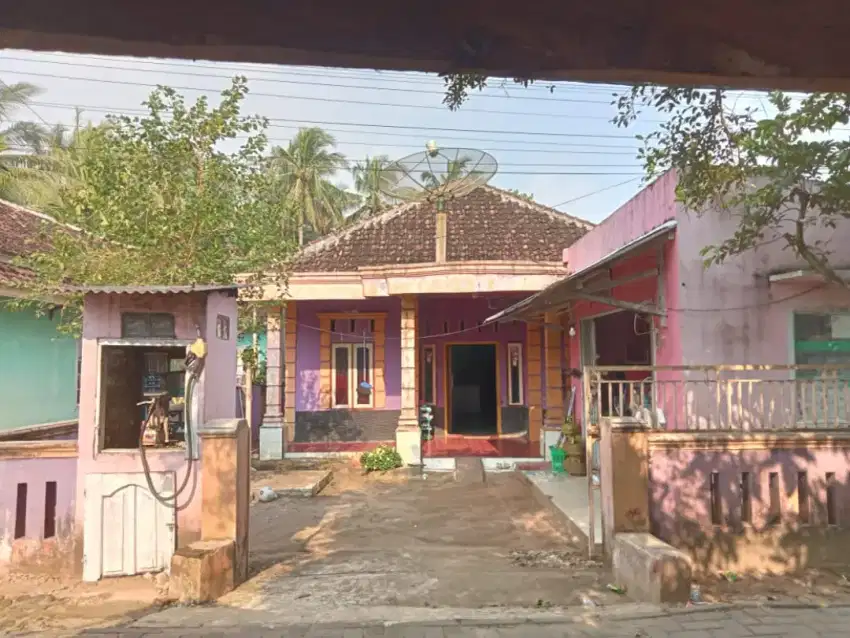 DIJUAL RUMAH 1 LANTAI ADA TEMPAT USAHA