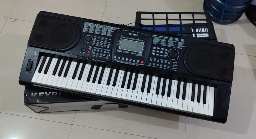 Keyboard Techno T9890i Fullset, Siap Dangdutan