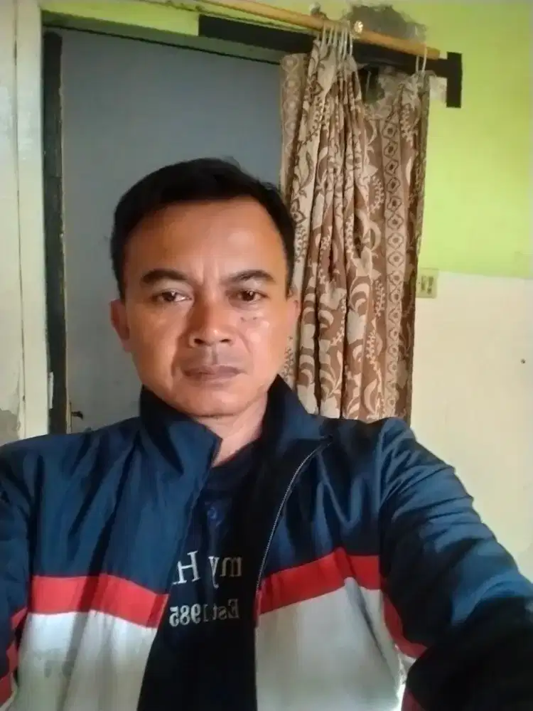 Saya butuh pekerjaan apa saja