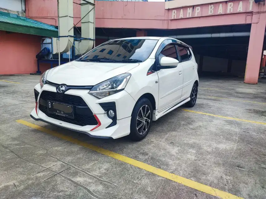 AGYA S TRD AT low km