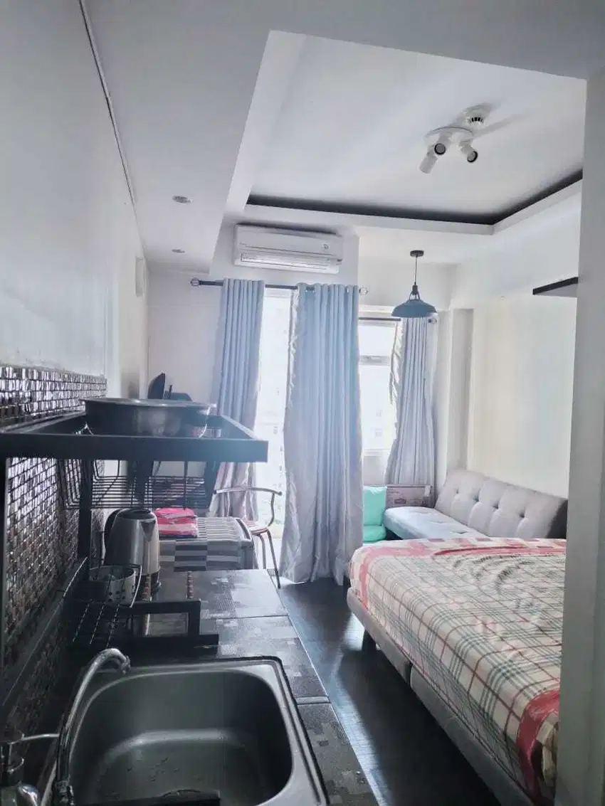 Sewa Apartemen Springlake Summarecon Bekasi  Studio View Pool