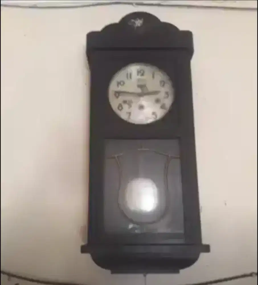 Jam antik jadul 3 lobang