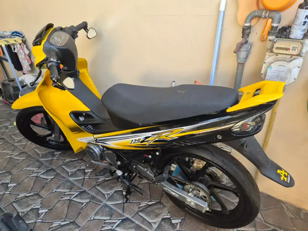 Yamaha tupai 125 ZR