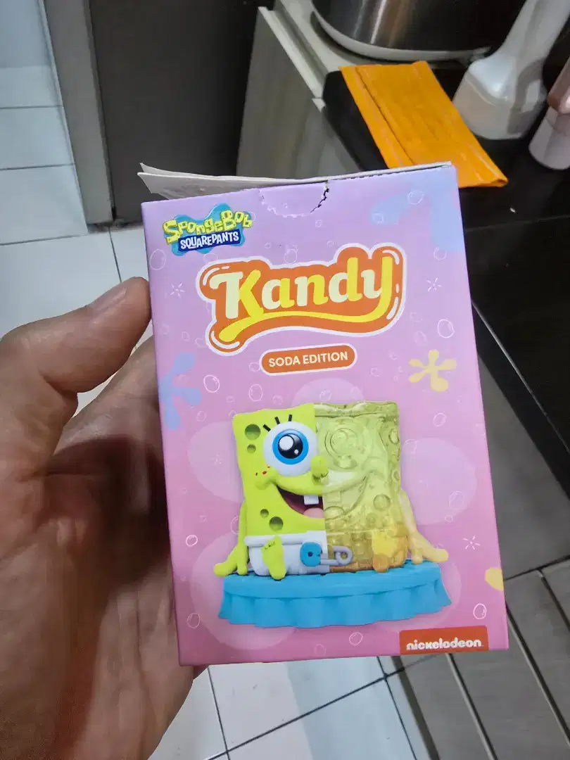 Blind box Kandy by Mighty Jaxx Rare edition Spongebob