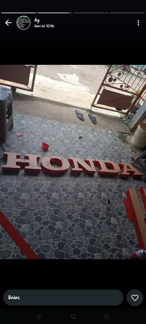 neon box dan huruf timbul